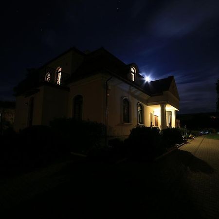 Prestige Bed and Breakfast Wierzchowisko Exterior foto