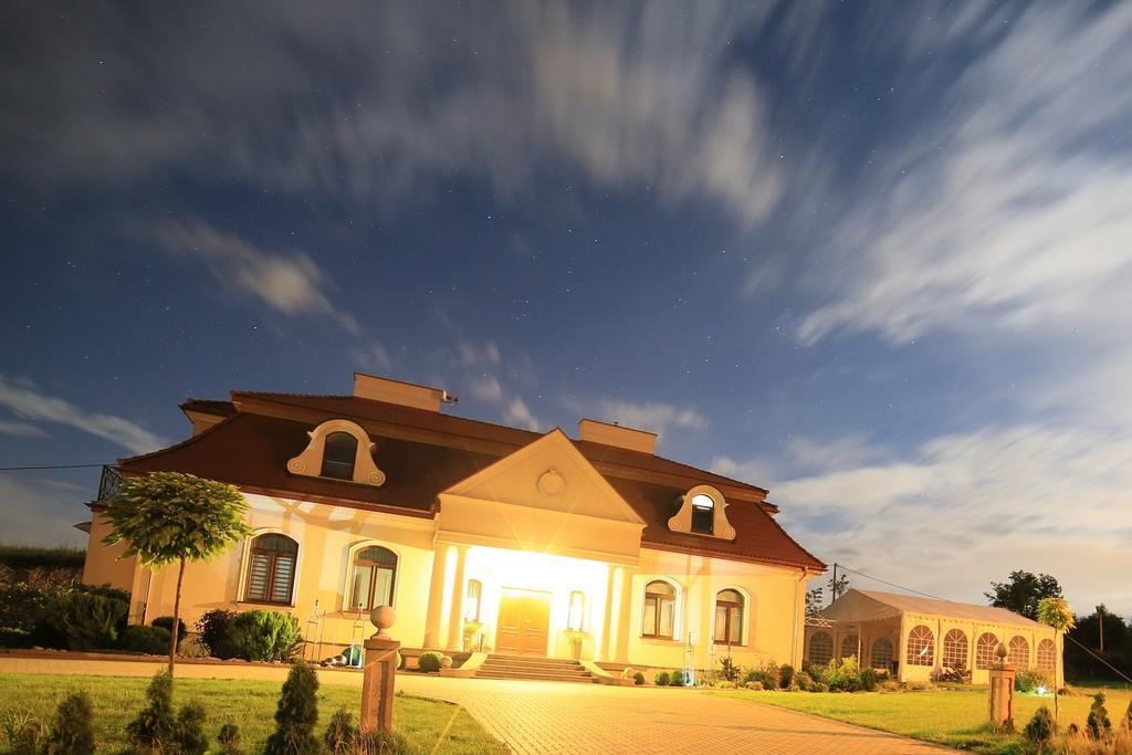 Prestige Bed and Breakfast Wierzchowisko Exterior foto